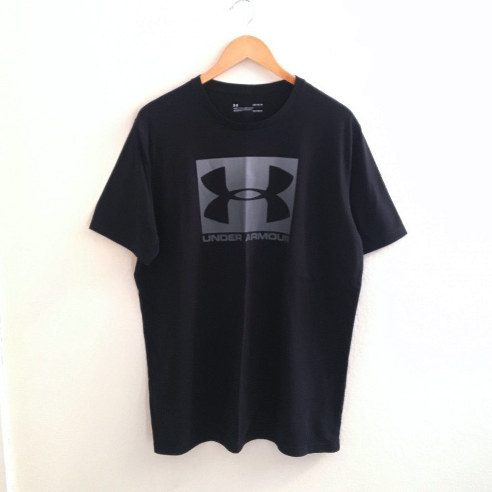 Under Armour T Shirt